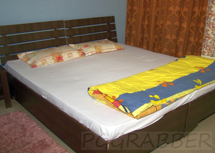 ANANT PLAZA PG 4