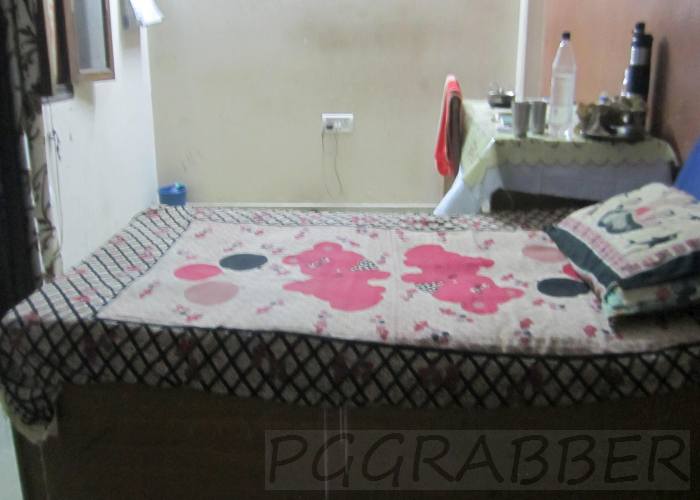 Mahajan PG Services