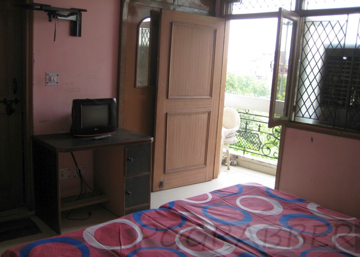 Neelam PG