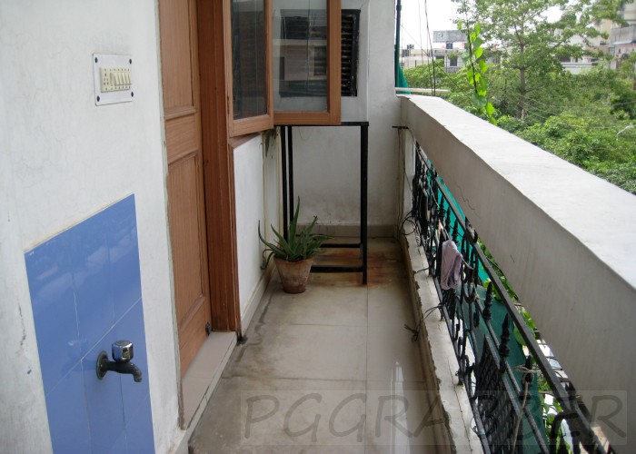 Neelam PG