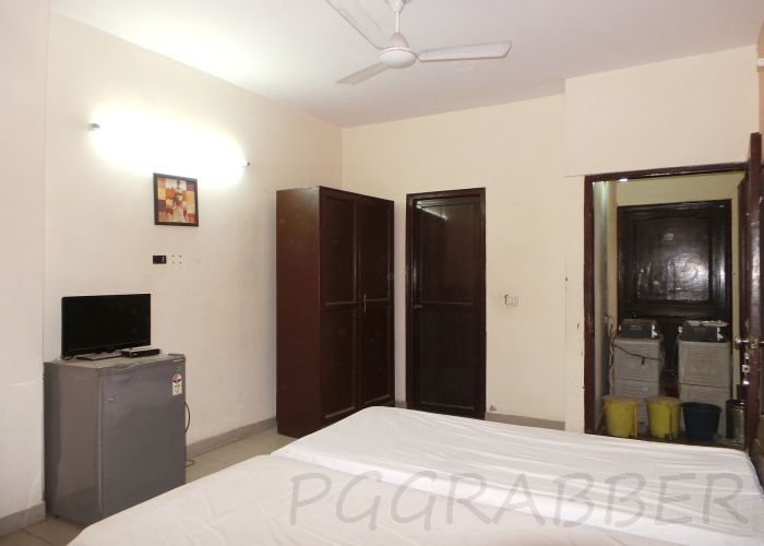 ANANT PLAZA PG 9