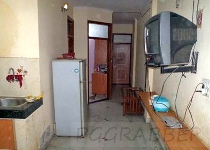 Bhatia PG House 